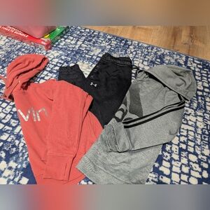 Lot Of 4 Big Kids/Women's Athletic Comfy Clothes